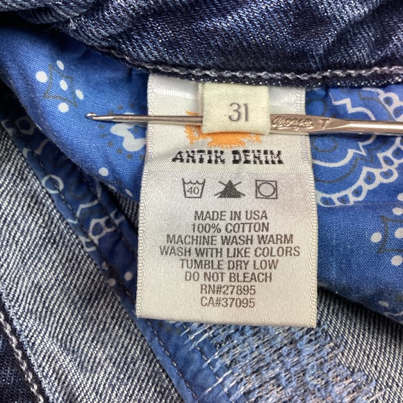 Antik Denim Artsy Decorated Distressed Straight Leg Jeans Blue - Picture 10 of 12